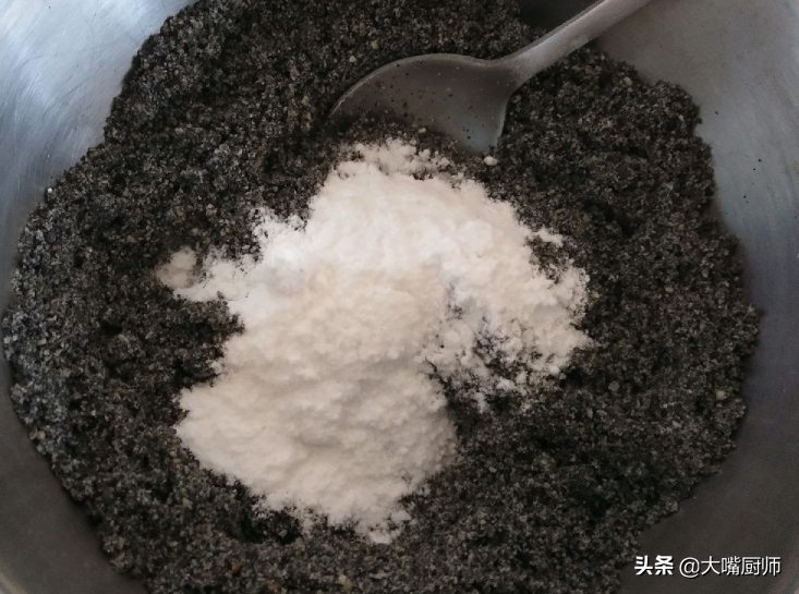 别买黑芝麻糊了，教你在家自制，零添加味道香浓，做一次能放半年