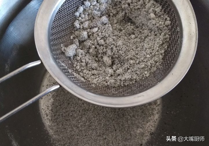 别买黑芝麻糊了，教你在家自制，零添加味道香浓，做一次能放半年